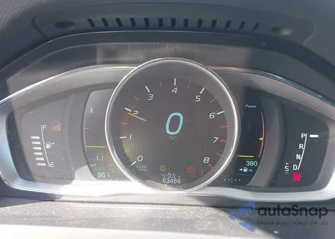 2014 Volvo S60 T5 из США, поврежденный, VIN YV1612FS8E2275651